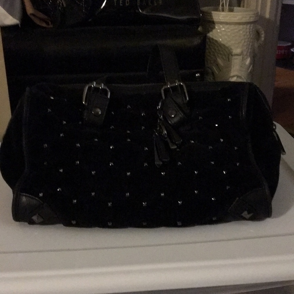 Very Cool NWT Juicy Couture quilted velvet bag